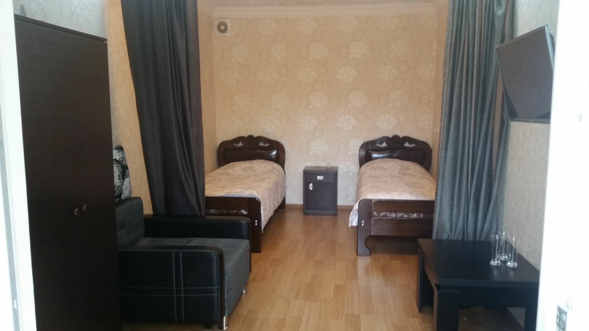 Guest House Spartak Tbiliszi Kültér fotó